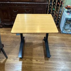 Jarvis Electric Standing Desk