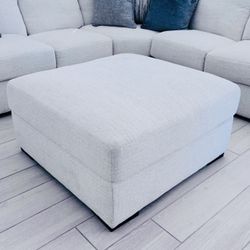 Oversized  Accent Ottoman ( New)