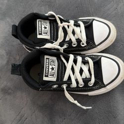 Kids Size 11 Converse 