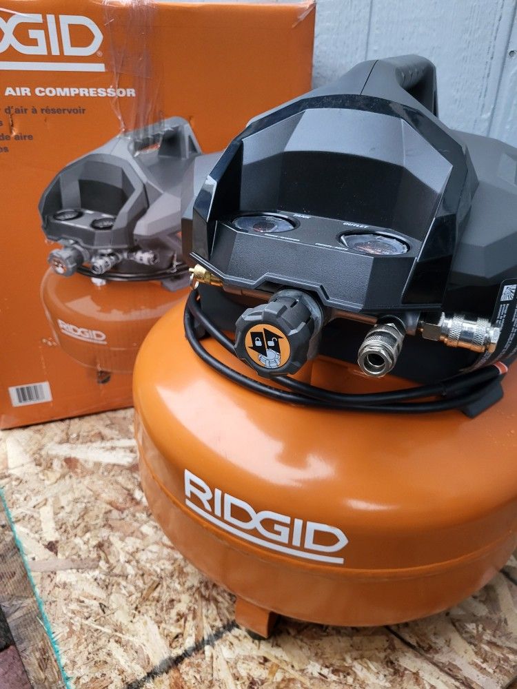 Ridgid 6 Gal. Portable Electric Pancake Air Compressor