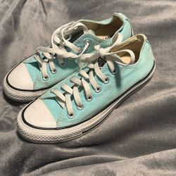 Women’s Shoes