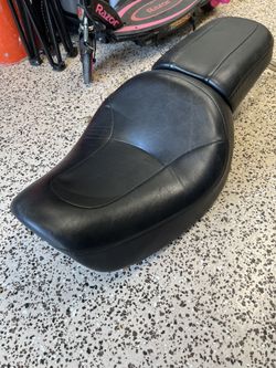 2006-2015 Harley Dyna Touring Seat