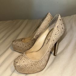 Women’s Clothes / shoes 