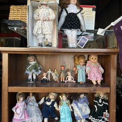 17 Dolls