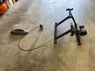 Stationary bike trainer