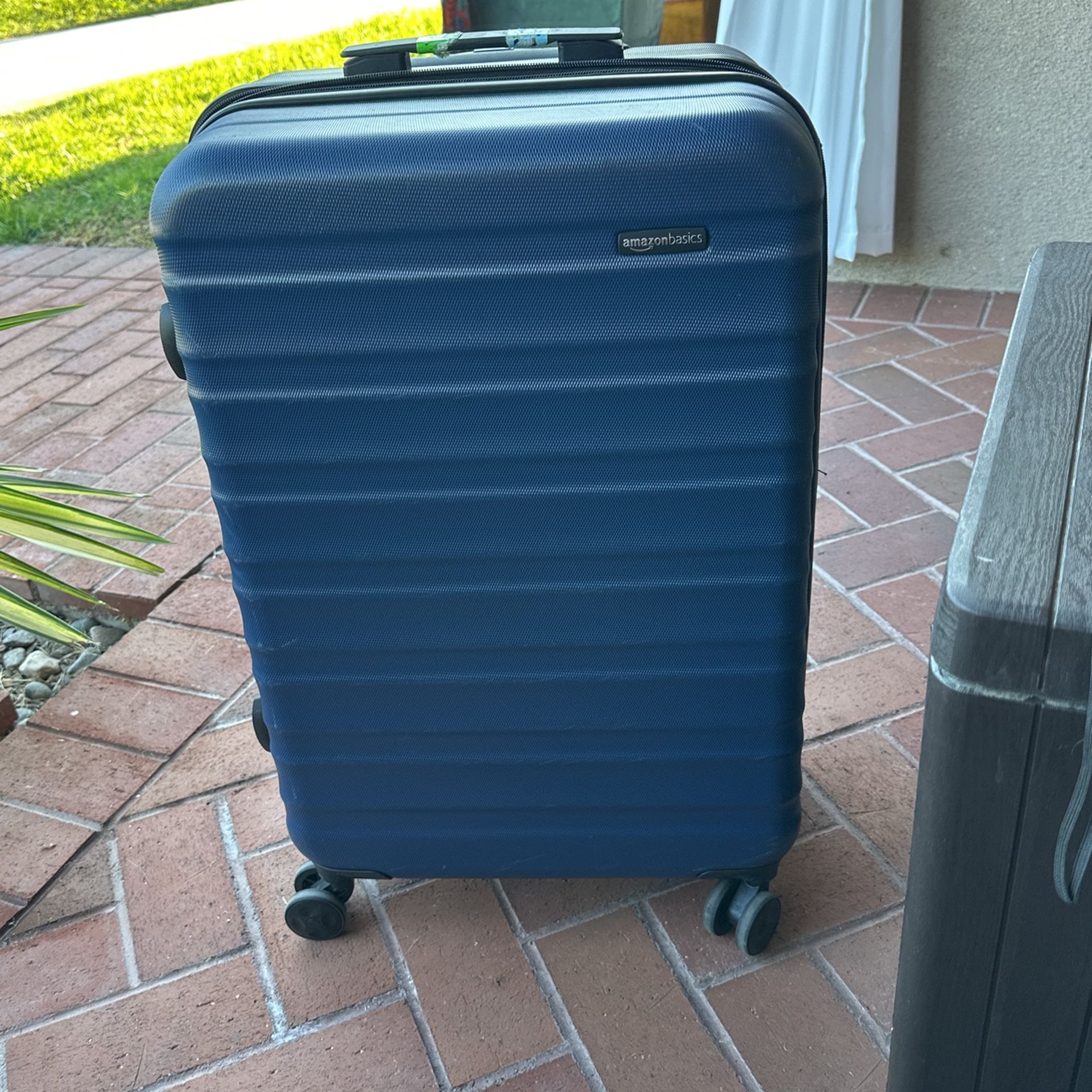 Medium Suitcase