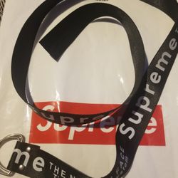 Supreme Logo black belt