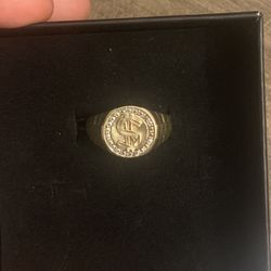 10k Gold Ring 