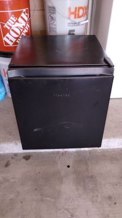 Mini fridge freezer