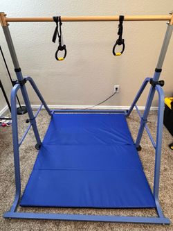 Kids Indoor Gymnastics Bar with Mat and Rings