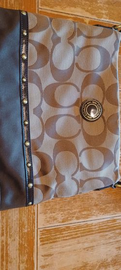 Authentic Coach Studded Signature Crossbody Bag - G1220-F20349