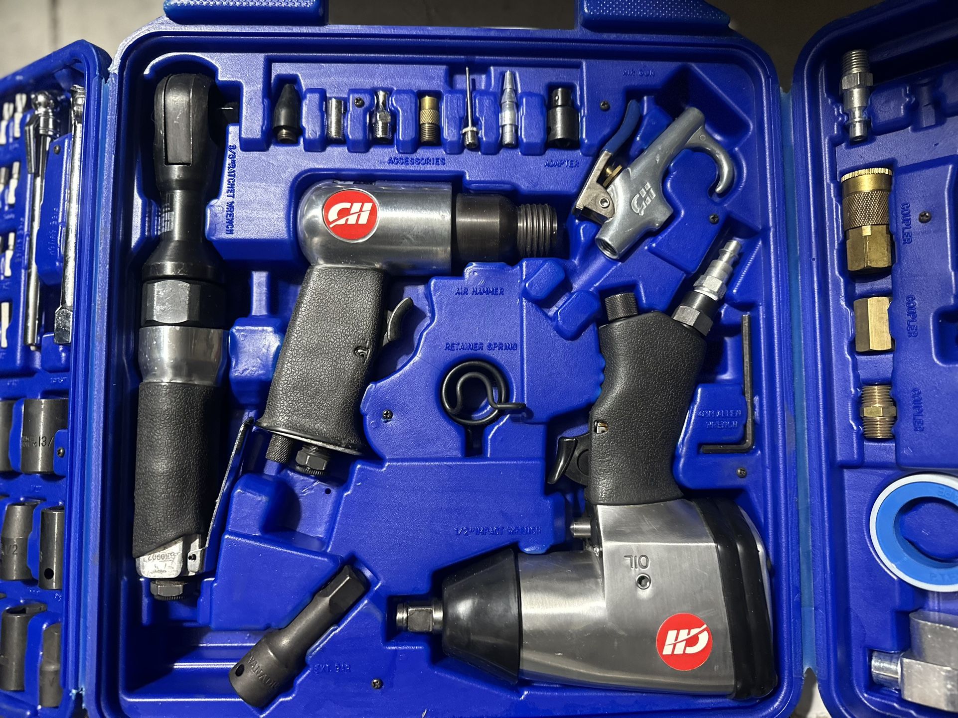 Campbell Hausfeld air tool kit