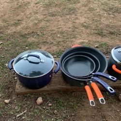 Rachel Ray Pans In Excellent Barely Used Condition.