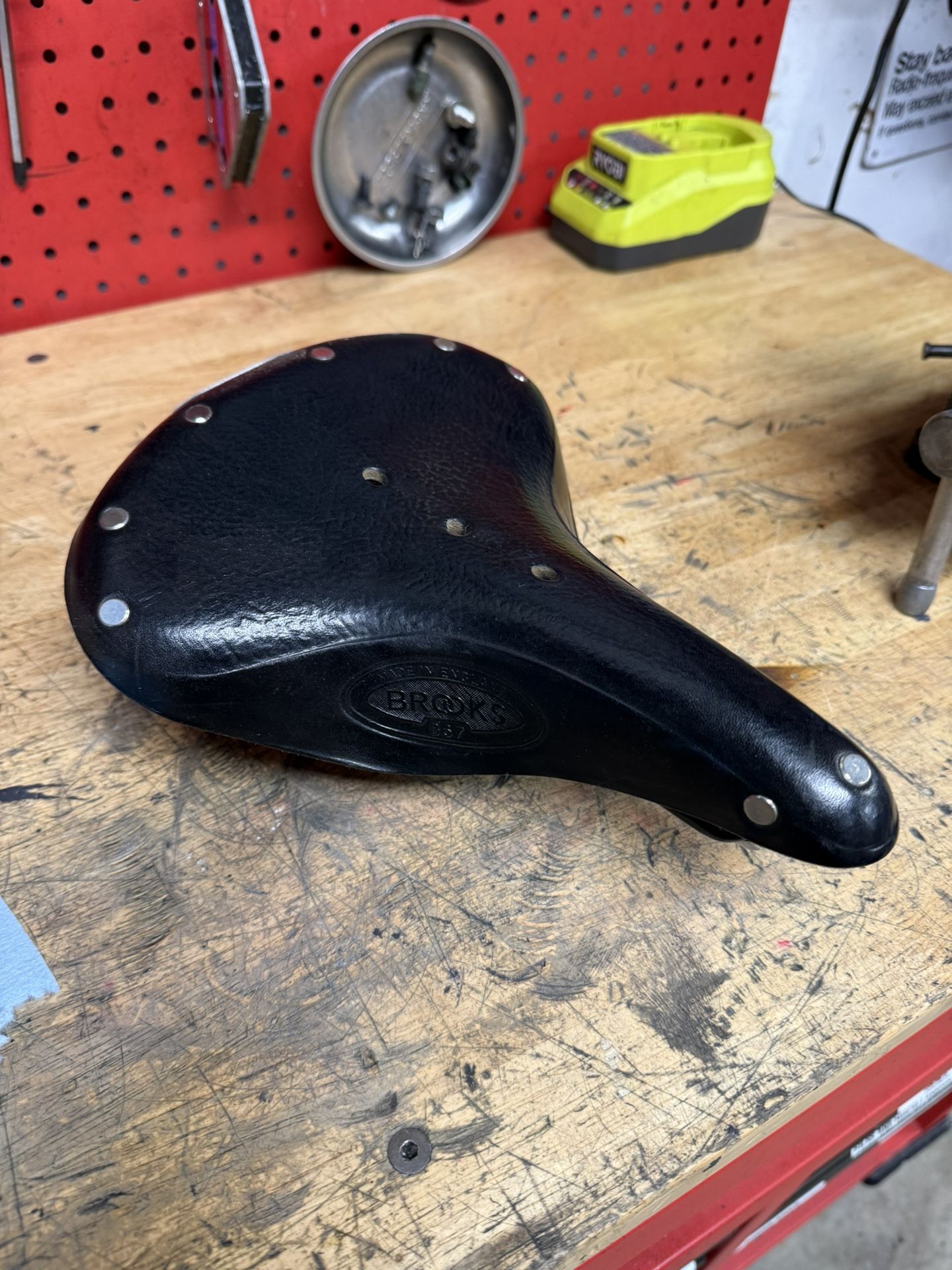 Men’s Brooks B67 Saddle
