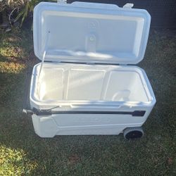 Igloo Maxcold Cooler