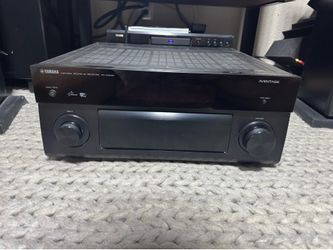 YAMAHA FLAGSHIP RX-A3040 Receiver 9.2 channel mic included