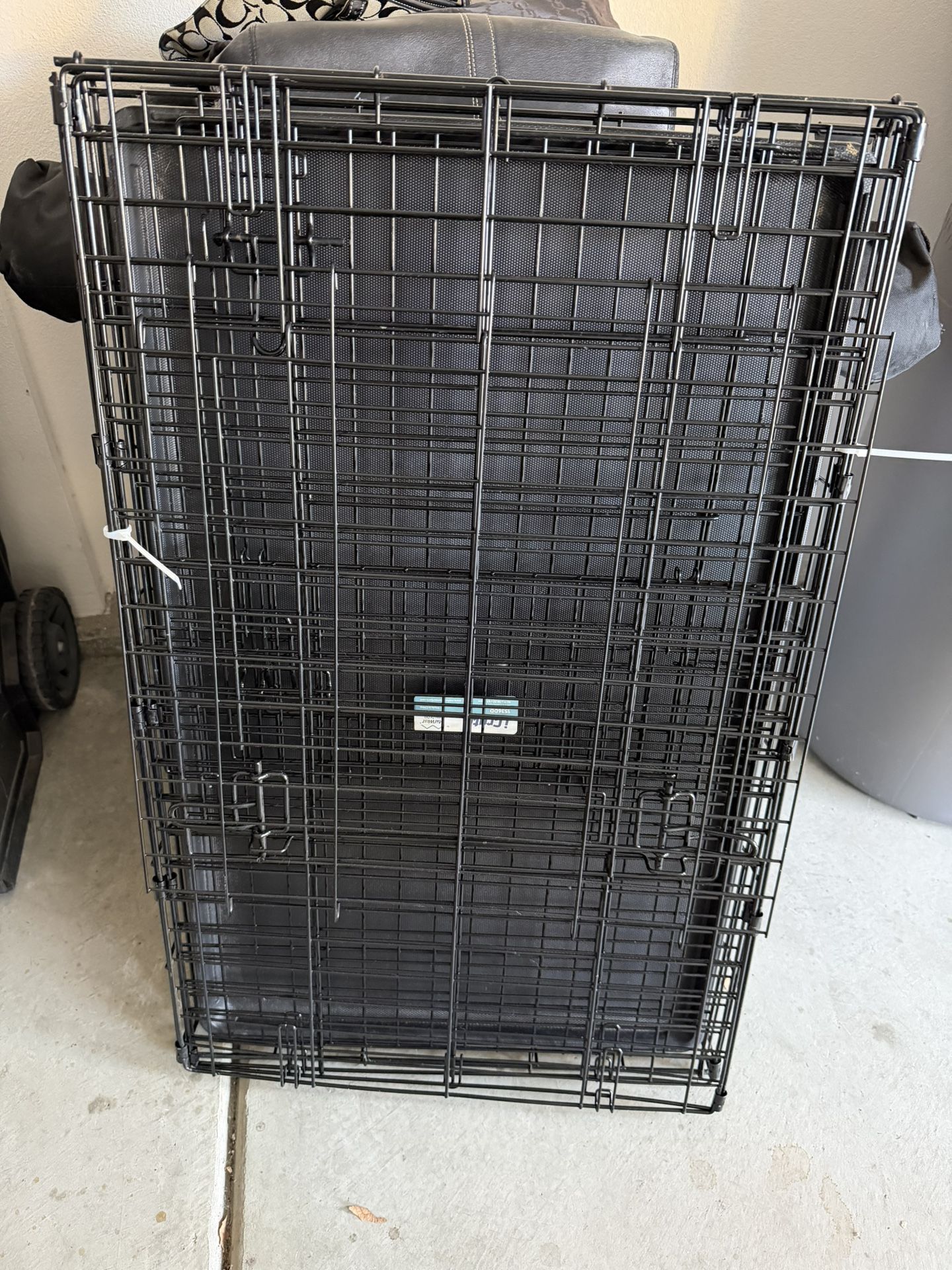 Dog Crate 36x23x25