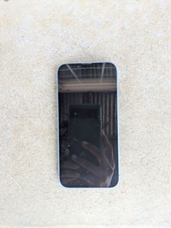 iPhone 15 - Good Condition - 128GB- Unlocked - Price$350