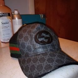 GUCCI SNAP-BACK HAT