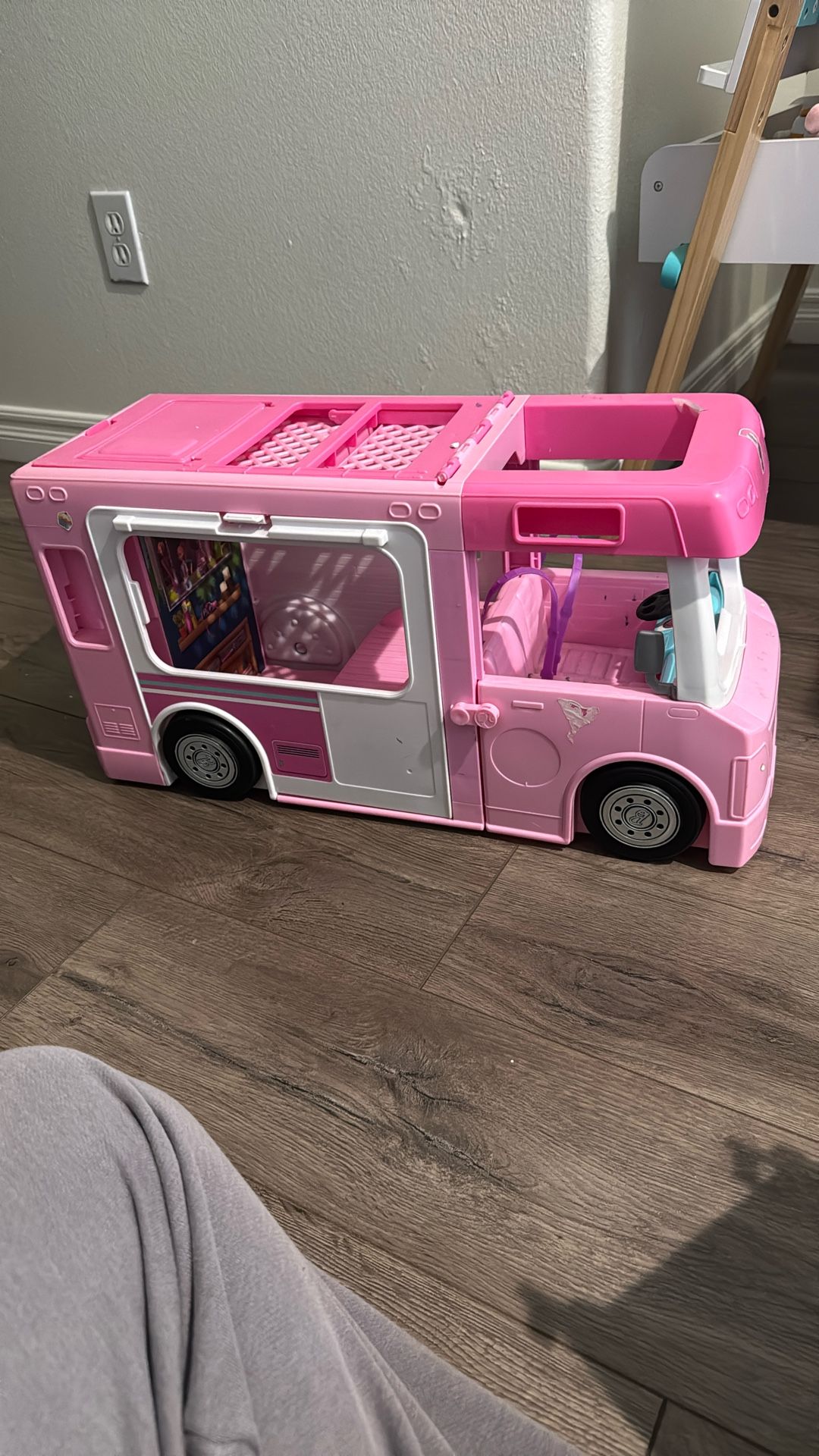 Gabby Dollhouse Boat And Barbie Rv 