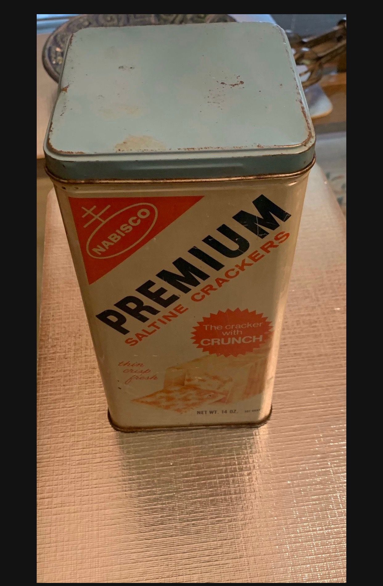 Antique Nabisco Saltine Cracker Tin