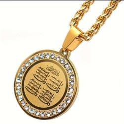 Islamic Calligraphy Religious 4 Qul 14K Gold Plated Cubic Zirconia Pendant Necklace 