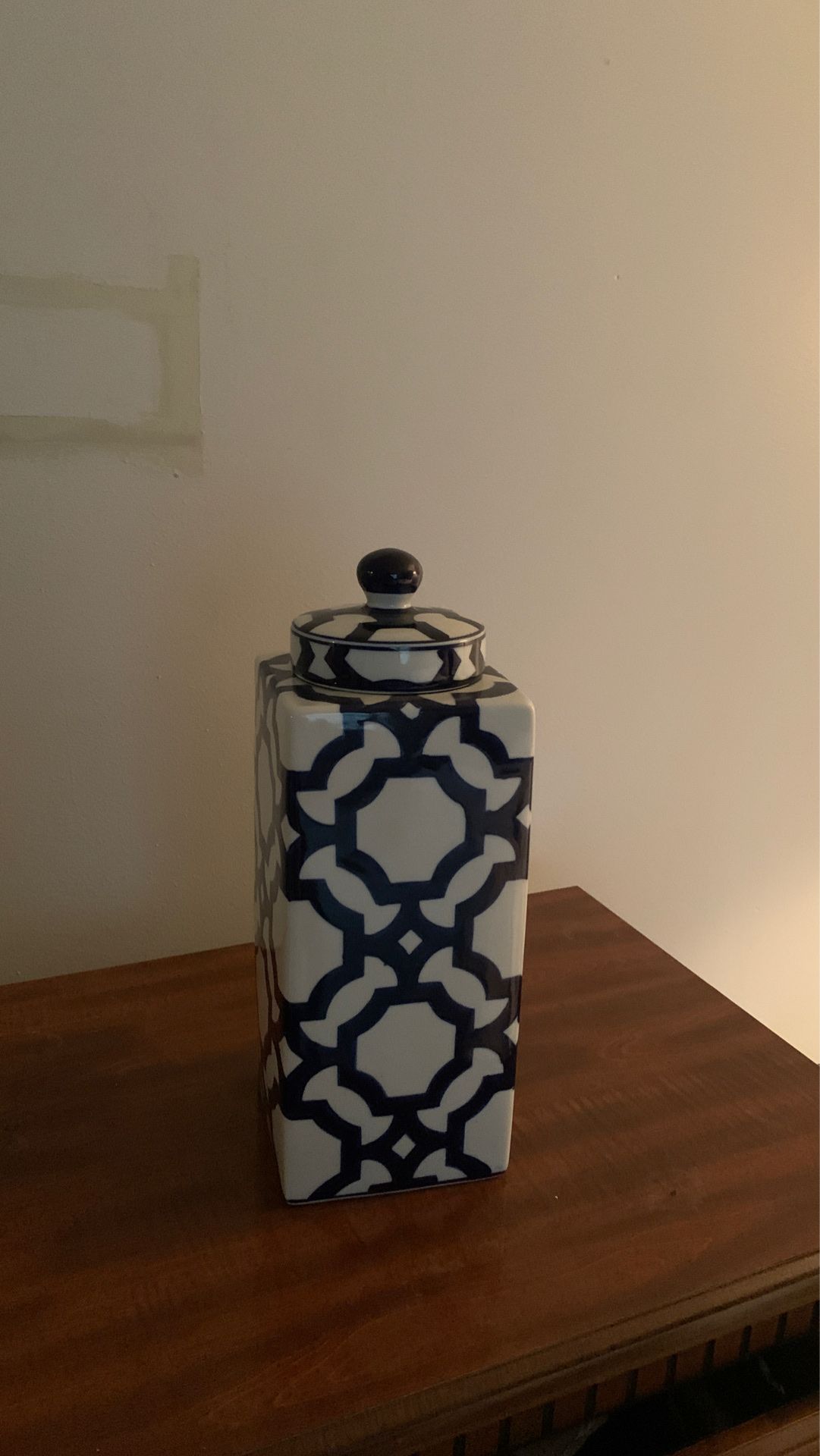 Blue and white ceramic vase