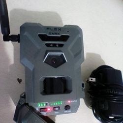 The SPYPOINT FLEX-DARK  Cellular Trail Camera 