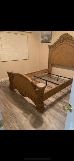Full Bedroom set, dresser, mirror, and nightstand