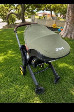 Donna stroller