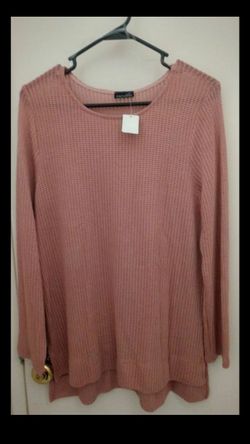 Long sleeve size Medium NEW