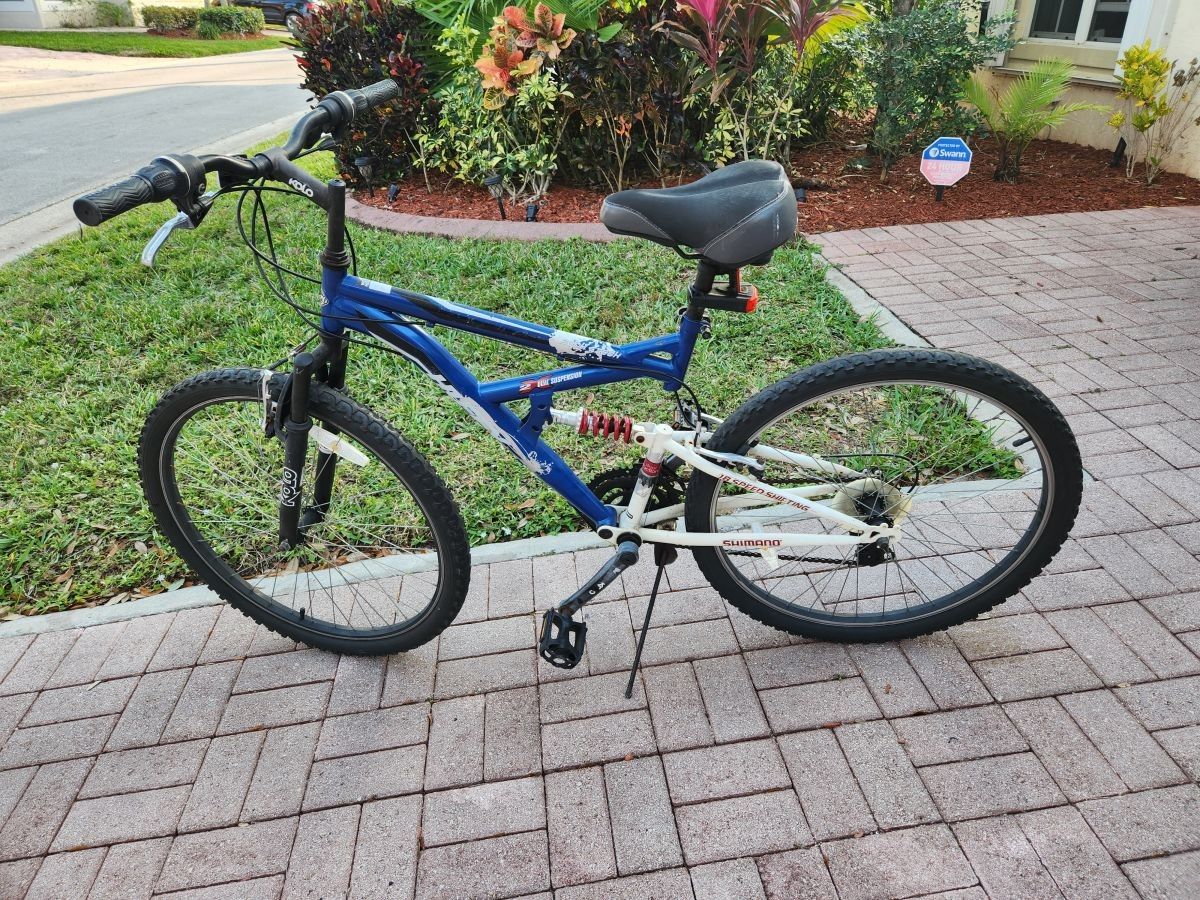 
Super Deal- Huffy 26” Bike Huffy Rock Creek Mountain Bicycle
