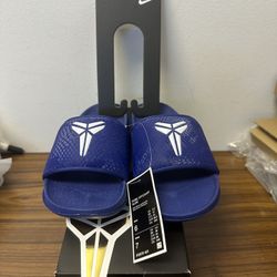 DS Nike Kobe OffCourt Slide (Royal Blue) Men’s size 6