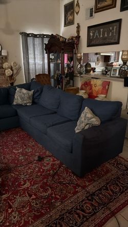 Sectional couch