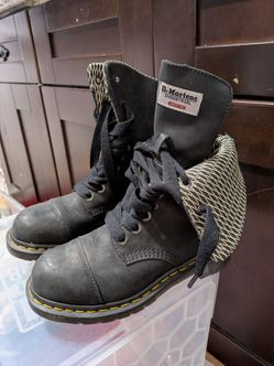 Dr. Martens Industrial Steel Toe