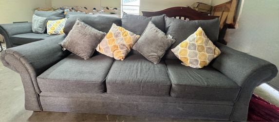 Sofa y love seat