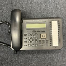 Lot Of 8 Panasonic KX-DT543