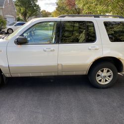 2004 Mercury Mountaineer