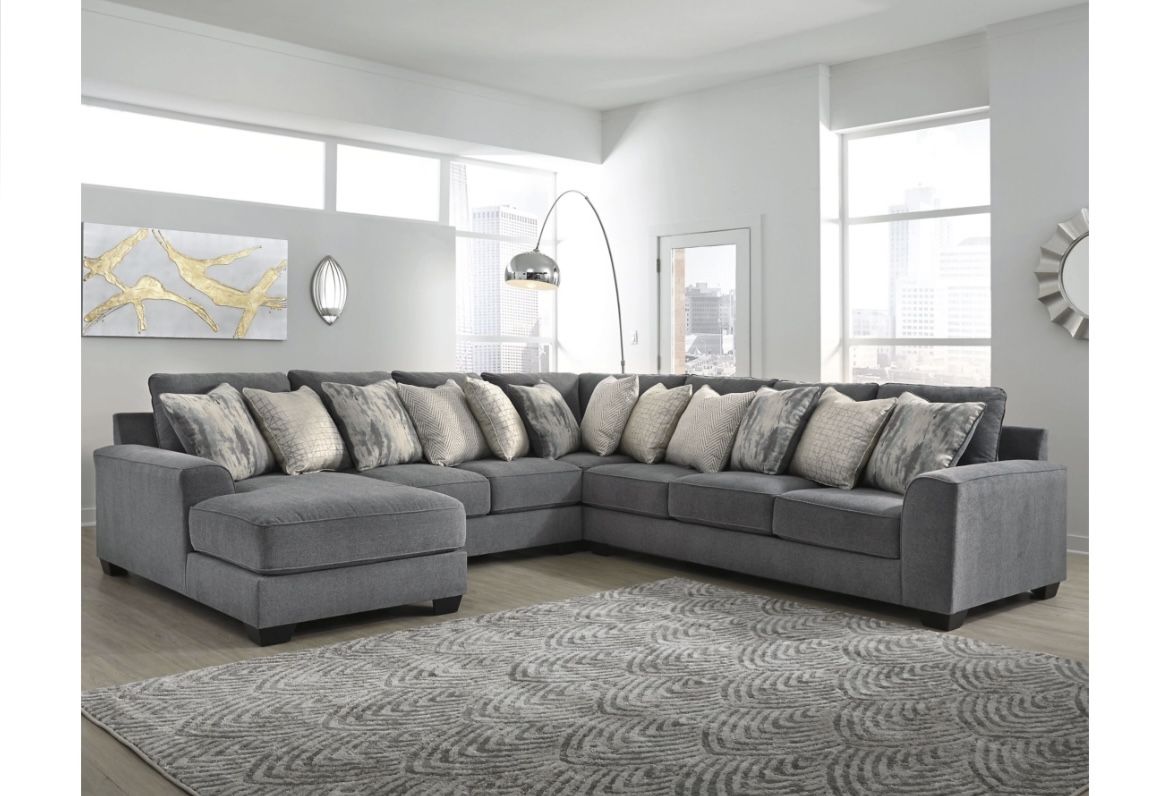 4-Piece Sectional with Chaise