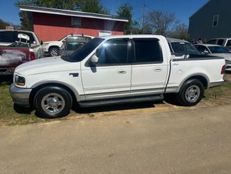 2001 FORD F-150 LARIAT