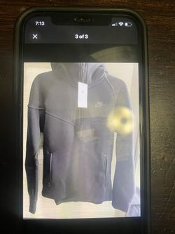 Woman’s Nike Tech Jogging Set