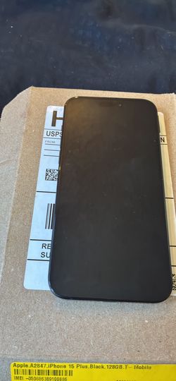 iPhone 15 plus 128gb