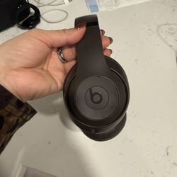 Beats Studio Pro Headphones 