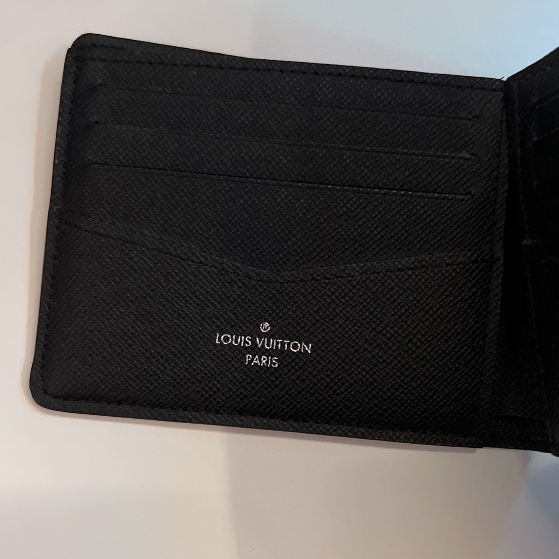 Louis Vuitton LV Wallet Compact UZip M61667 Black Monogram Multicolor Wallet  for Sale in Port Chester, NY - OfferUp