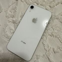 White iPhone XR (64GB)