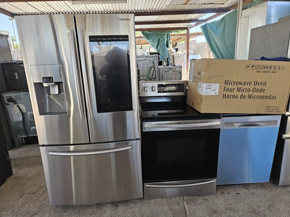 Stainless Steel Kitchen Appliances Smart Fridge