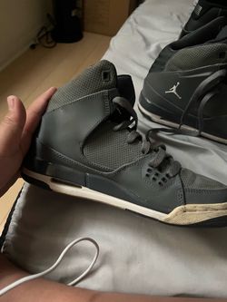 Nike Air Jordan High-Top Sneakers Grey