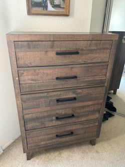 Wooden Bedroom Set