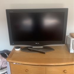 Sharp 32” Flat Screen TV