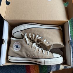 Converse Mid Tops Size 9